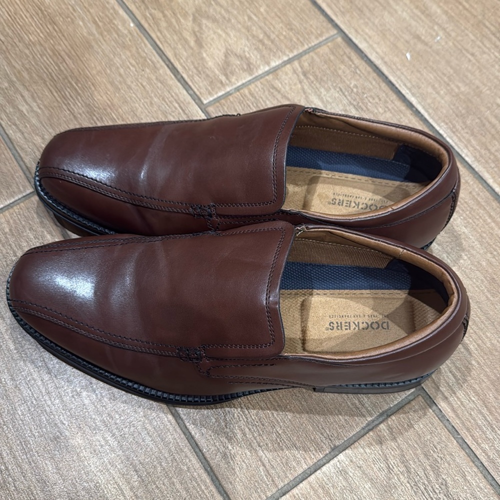 Dockers Men’s Greer Dress Run off Loafer shoes, size 11W